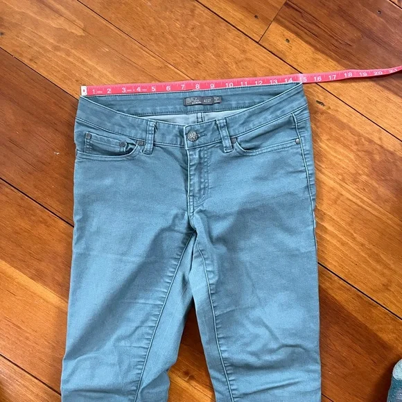 Prana Kara jeans, size 4 - Picture 2 of 3